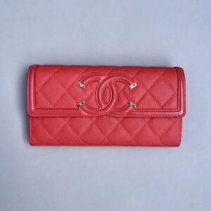 CHANEL CC Caviar Leather Quilted Filigree Flap Wallet Red